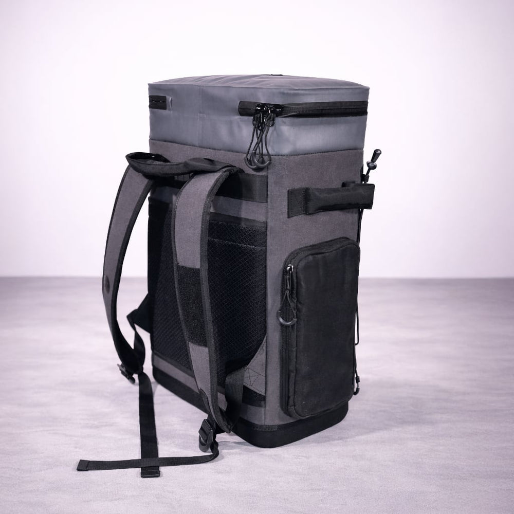 JustinCASE: The Only Convertible Backpack Midnight Mood / Dark Gray & Black